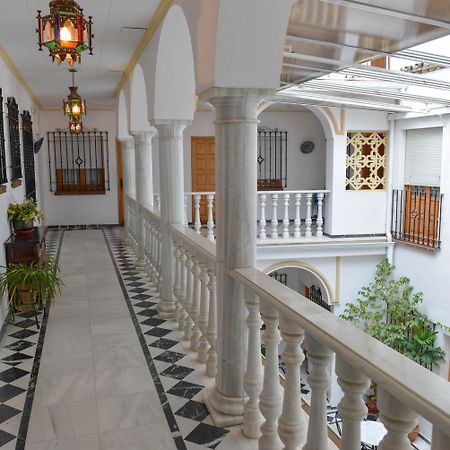 โลส โอเมนาส Hotel กอร์โดบา ภายนอก รูปภาพ